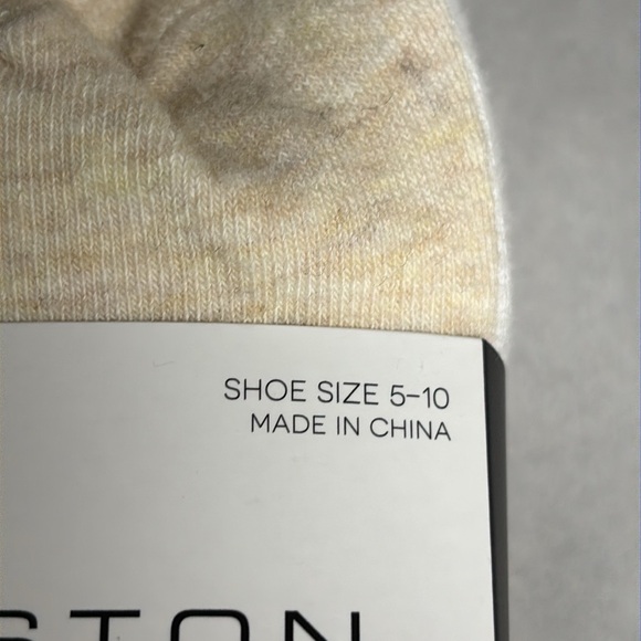 New H Halston Socks Women’s 6 Pair Tan & White Soft Quarters Casual Activewear - Picture 7 of 14